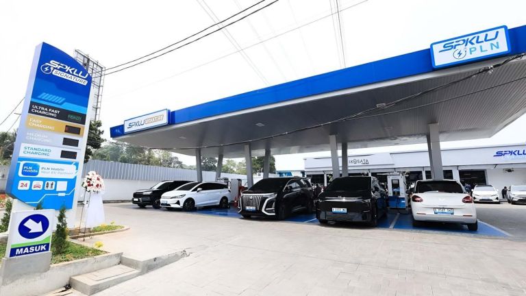 PLN Hadirkan SPKLU Signature di Andara