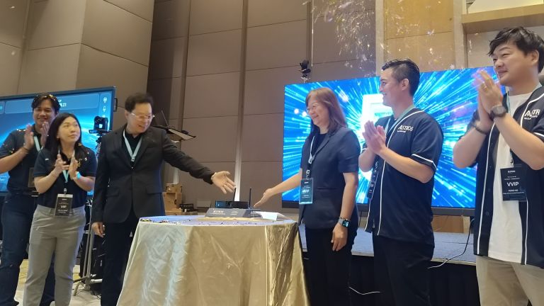 ASTROS AS-301 Bawa Wireless Collaboration ke Level Baru, Terintegrasi AI hingga AR