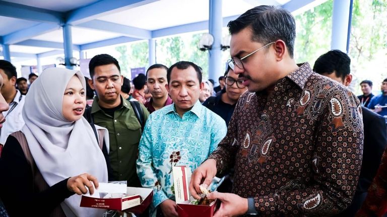 Kementerian UMKM Perkuat Ekosistem Wirausaha Sulsel melalui Bursa Wirausaha Unggulan