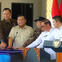 Prabowo Akui Pramono Hebat Walau Beda Partai: Partai yang Lain Kerja yang Benar Dong!