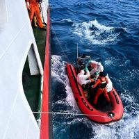 Penyelam BSG Temukan Dua Korban KM Virgo Transport 8