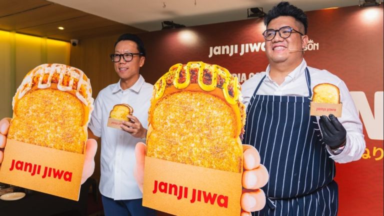 Janji Jiwa Eksplorasi Rasa Jepang Lewat 2 Toast Baru Bareng Chef Ray Janson