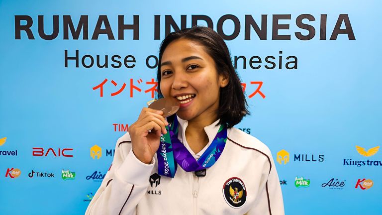 Karateka Cok Sanistyarani Raih Medali Perunggu di Asian Games 2026