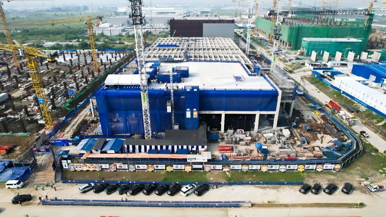 PLN Catatkan 159 Pelanggan Data Center