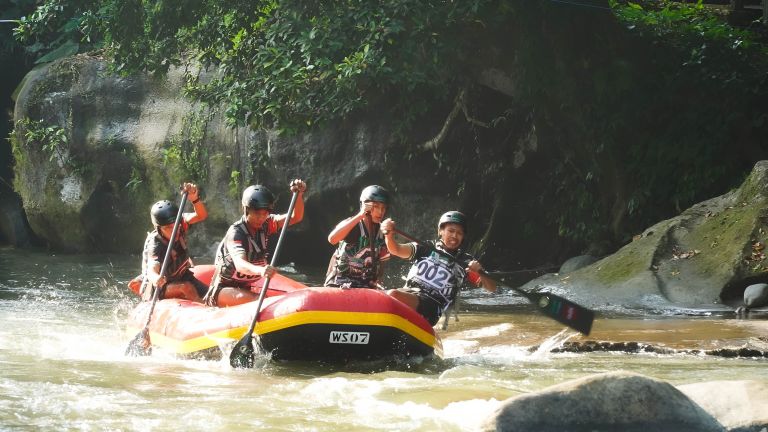 Kejuaraan Nasional Arung Jeram 2026 Berlangsung Ketat