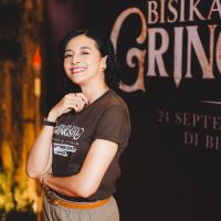 Berkenalan dengan Hesti Putri dan Jejak Kariernya di Dunia Hiburan Tanah Air