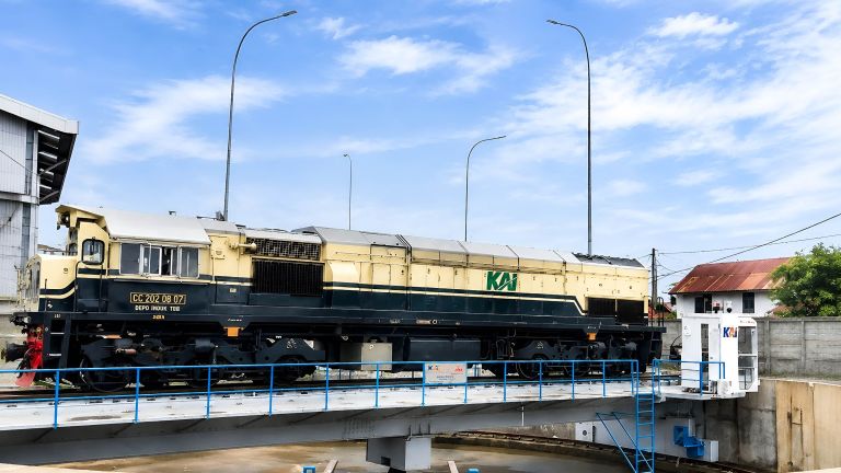 KAI Bangun Putaran Lokomotif di Emplasemen Stasiun Merapi