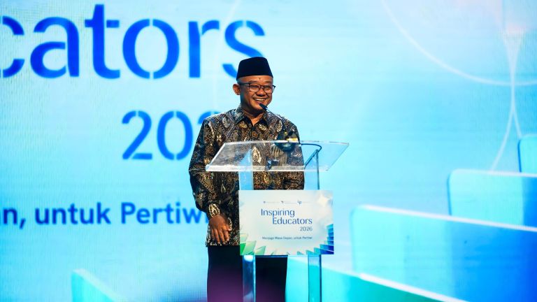 Tiga Buku Rekomendasi Mendikdasmen untuk Para Guru