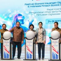 Jalin Gandeng Bank dan Tekfin, Tarik Tunai Tanpa Kartu Bakal Hadir di ATM Link