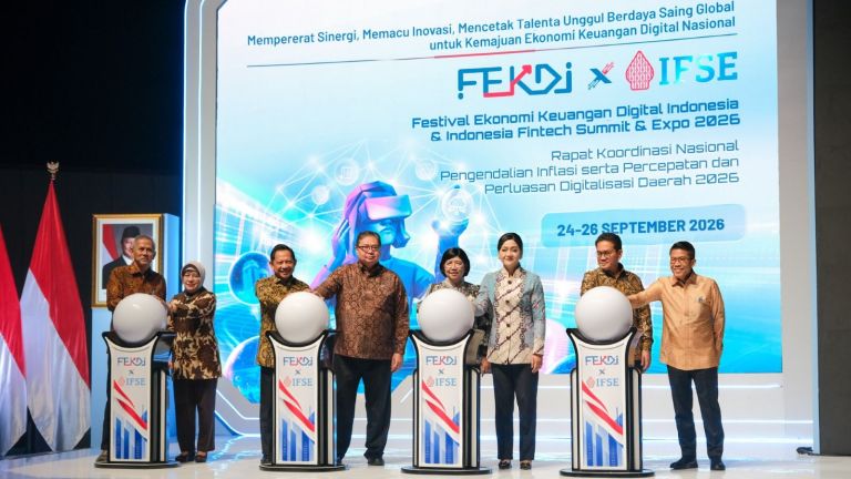 Jalin Gandeng Bank dan Tekfin, Tarik Tunai Tanpa Kartu Bakal Hadir di ATM Link