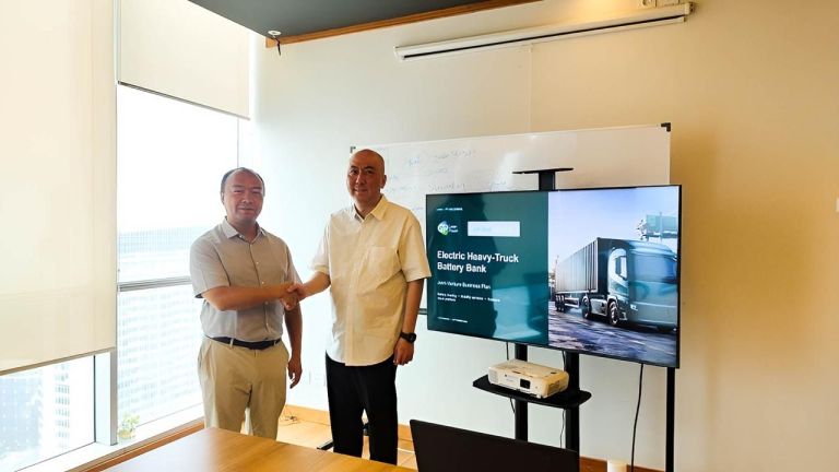 Green Power Group Gandeng Oscar Investama Siapkan Bank Baterai untuk Truk Listrik