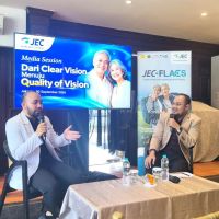 JEC Eye Hospitals and Clinics Ungkap Operasi Katarak yang Lebih Personal dengan Teknologi FLACS, Seperti Apa?