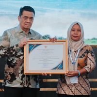 Perempuan Pulau Obi Berdaya dari Kebun, Ini Kisah Mama Nia Jadi Local Hero