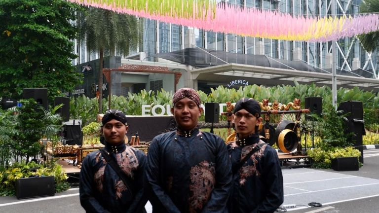 Sanggar Widya Pramana Tampilkan Pertunjukan Wataka Pertamanya di Pasar Wiwitan SCBD