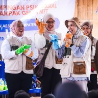 Sobat Sehat dan Iluni FKM UI Lakukan Pendampingan Psikososial Pascagempa Nagekeo
