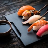 Viral Dugaan Parasit pada Sushi, Kenali Risiko Makan Ikan Mentah dan Cara Mencegahnya