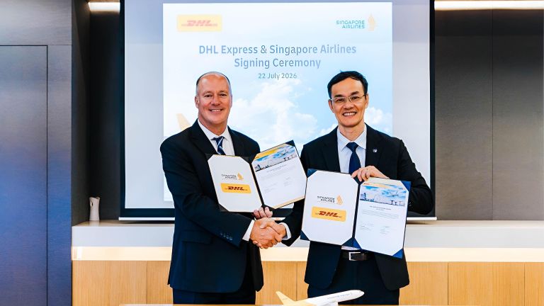 DHL Express dan Singapore Airlines Perpanjang Kerja Sama Operasional Pesawat Kargo Boeing 777