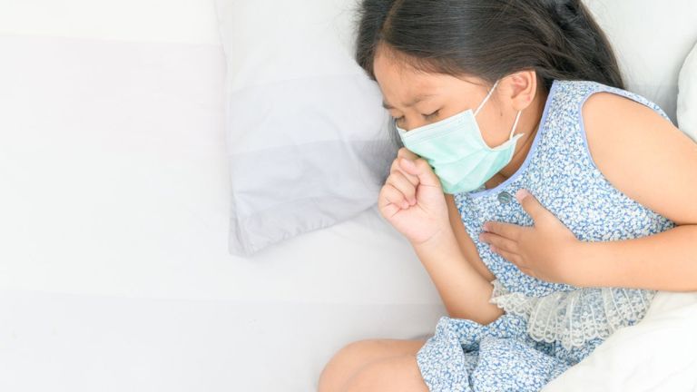 Apa Perbedaan Flu dan Pneumonia? Ini Penjelasan Dokter Spesialis