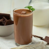 Susu Cokelat Cuma Minuman Manis atau Punya Manfaat Kesehatan?