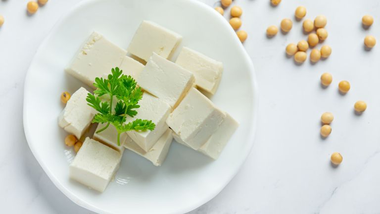Bukan Cuma Yoghurt, 3 Makanan Ini Ternyata Punya Kandungan Kalsium Lebih Tinggi Lho!