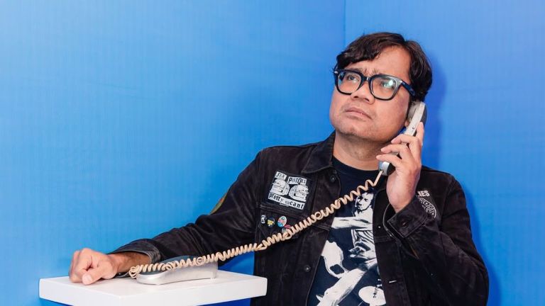 Soleh Solihun dan Perjalanan Kariernya dari Jurnalis Musik hingga Aktor
