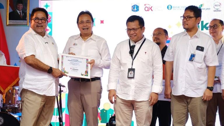 Bank Jakarta Raih Anugerah Digitalisasi Pasar Inklusif 4.0 sebagai PUJK Literasi Keuangan Paling Aktif