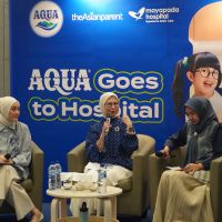 AQUA Kenalkan AQILA dan AQUAAH, Ajak Keluarga Lebih Cermat Memilih Air Minum