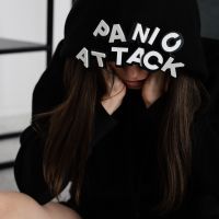 Kenali Gejala dan Cara Mengatasi Panic Attack