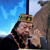 Salurkan Bantuan untuk Masyarakat Terdampak Gempa Flores, Tahir: Saya Merasa Diberkati Berada di Tengah Kalian Semua