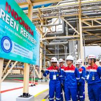 Gibran Kunjungi Fasilitas Pengolahan Minyak Jelantah Jadi Bioavtur Milik Pertamina