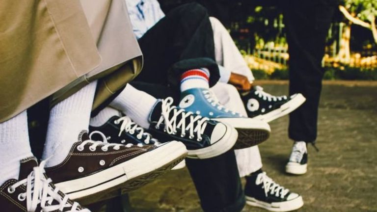 3 Jenis Sepatu yang Wajib Pria Punya agar Penampilan Makin Fashionable
