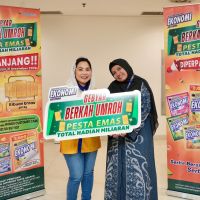Dari Belanja Kebutuhan Rumah Tangga, Ratnawati Wujudkan Impian ke Tanah Suci