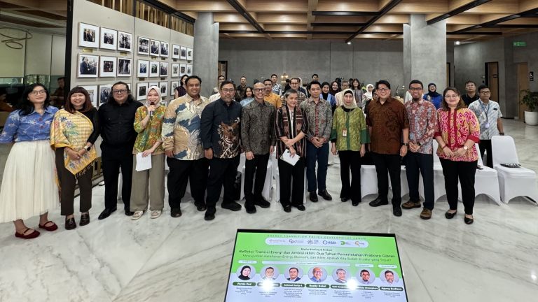 Dua Tahun Prabowo-Gibran, IESR Soroti Target Energi Terbarukan yang Belum Tercapai