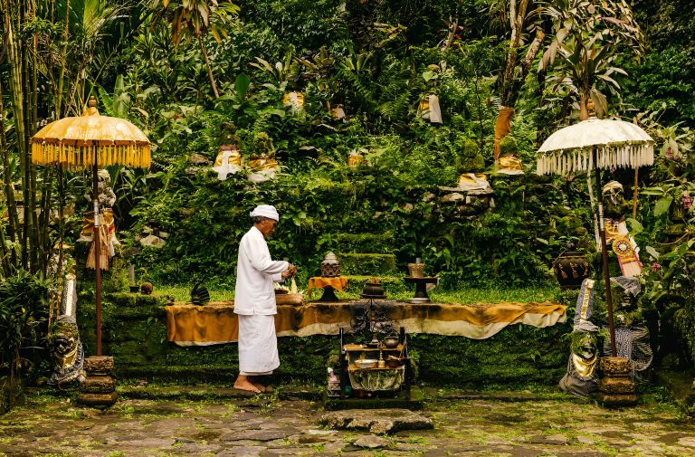 Menteri Pariwisata (Menpar) Widiyanti Putri Wardhana mengatakan salah satu strategi pemerintah adalah membuat program stimulus pada momen natal dan tahun baru, lebaran, serta libur sekolah