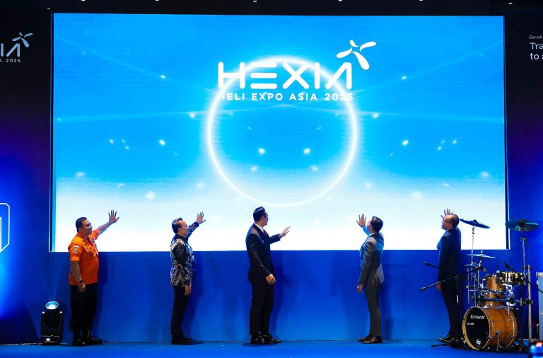 Ajang Heli Expo Asia (HEXIA) 2025 resmi digelar di Cengkareng Heliport, Tangerang, Banten, pada hari Rabu (20/8/2025). HEXIA 2025 akan berlangsung hingga 24 Agustus 2025 mendatang