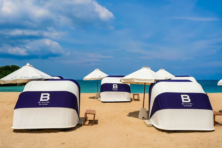 Le Bleu by K-Club hadir di salah satu pantai di Nusa Dua, Bali. Restoran ini berlatar pemandangan laut lepas