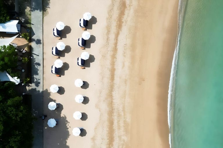 Le Bleu by K-Club dirancang dengan memadukan gaya Mediterania serta pesona tropis nan santai khas Bali
