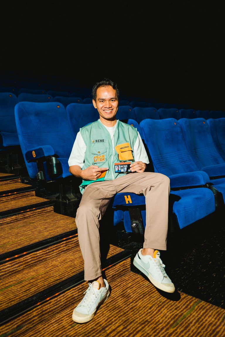 Komika Bene Dion sebagai salah satu pemeran dalam film Agak Laen: Menyala Pantiku!