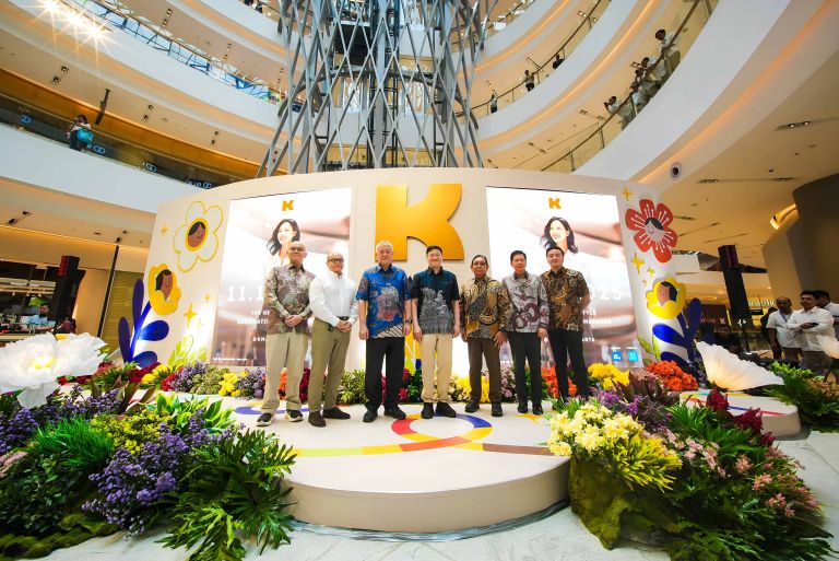 K Mall at Menara Jakarta dikembangkan oleh Agung Sedayu Realestat Indonesia (ASRI) yang merupakan bagian dari Agung Sedayu Group