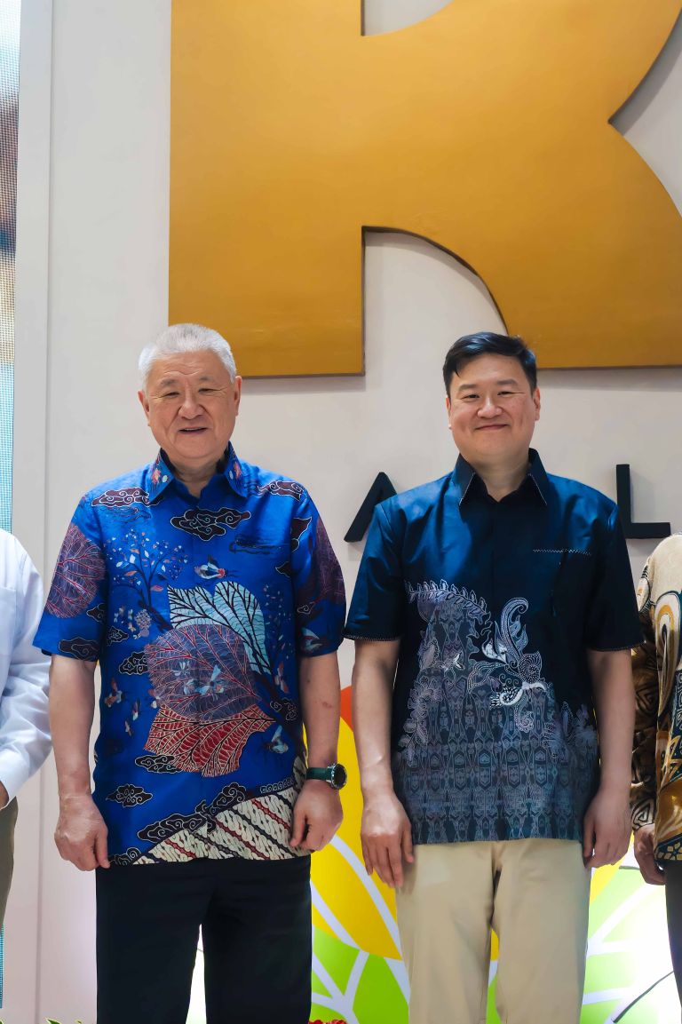 ASRI dikenal melalui sejumlah proyek unggulan seperti Mall of Indonesia, ASHTA District 8, PIK Avenue, HubLife Taman Anggrek Residences, Grand Galaxy Park Bekasi, The Langham Jakarta, Swissotel Jakarta PIK Avenue, Swissotel Nusantara, hingga District 8