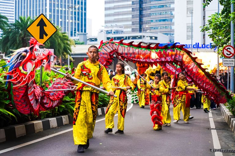 Rangkaian acara Tahun Baru Imlek di Kawasan SCBD berlangsung sejak awal Februari dan mencapai puncak pada 16-17 Februari serta 1 Maret 2026 dengan penampilan spesial para performer