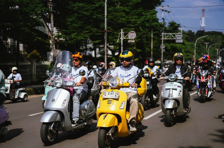 Managing Director dan Country CEO PT Piaggio Indonesia, Marco Noto La Diega, mengatakan pembukaan dealer di Makassar menjadi langkah penting perseroan dalam memperkuat kehadiran mereka di Sulawesi